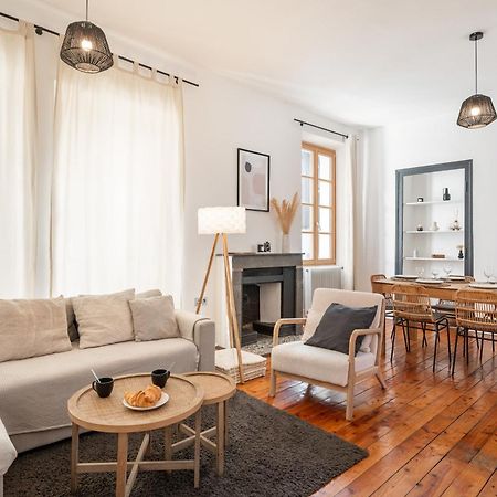 Appartement Spacieux Et Chaleureux Coeur De Ville ชองเบรี ภายนอก รูปภาพ