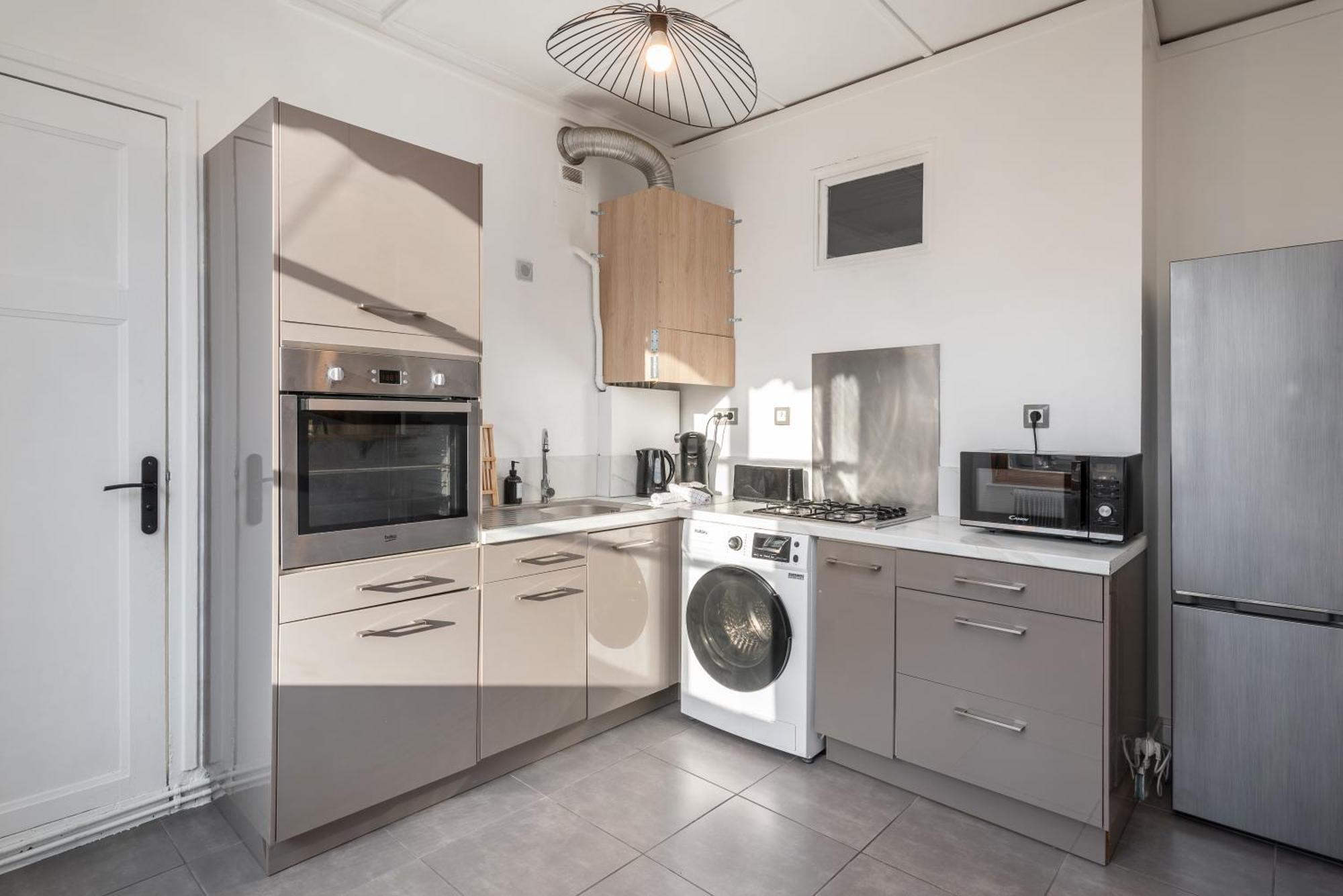 Appartement Spacieux Et Chaleureux Coeur De Ville ชองเบรี ภายนอก รูปภาพ