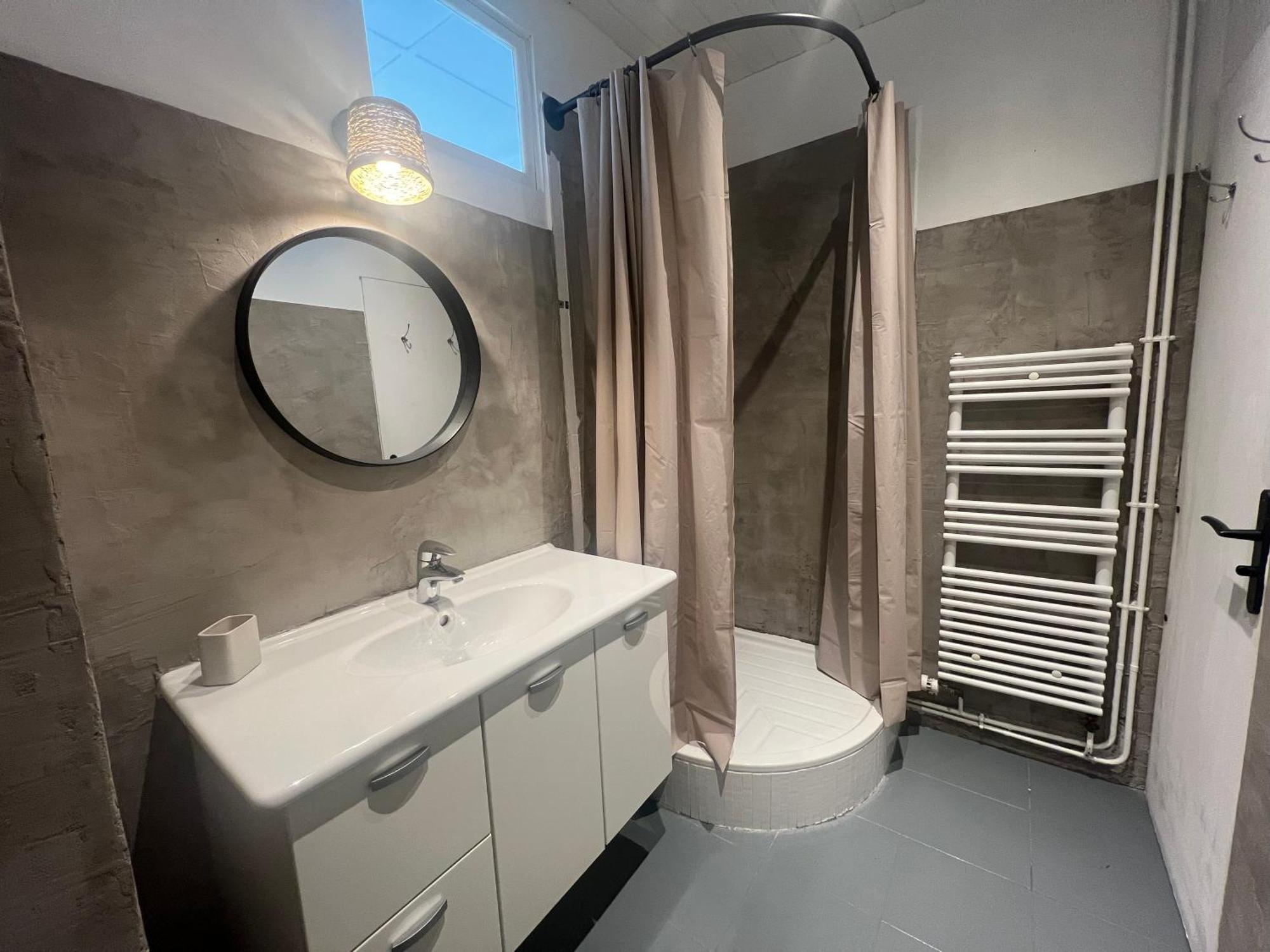 Appartement Spacieux Et Chaleureux Coeur De Ville ชองเบรี ภายนอก รูปภาพ